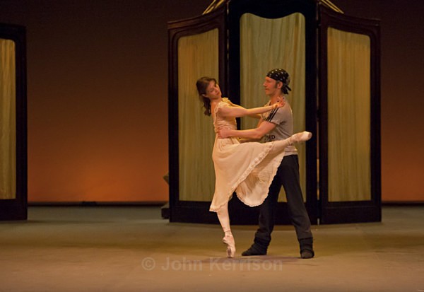  - Alina Cojocaru and Johan Kobborg and Alexander Campbell - Mayerling