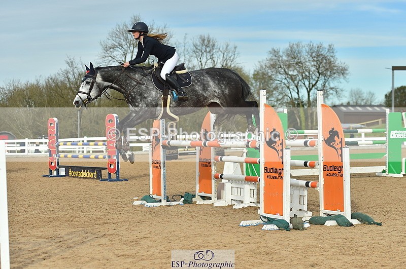 231111A-124502-01950 - Cls 12 Newcomers & 1.10m Open