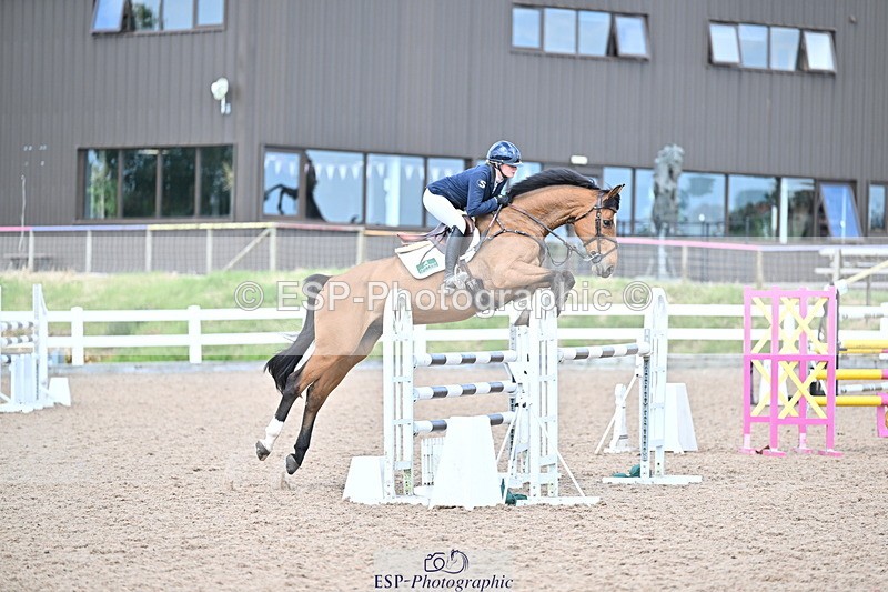 240605A-153937-00923 - Cls 5 Foxhunter and 1.20m Open