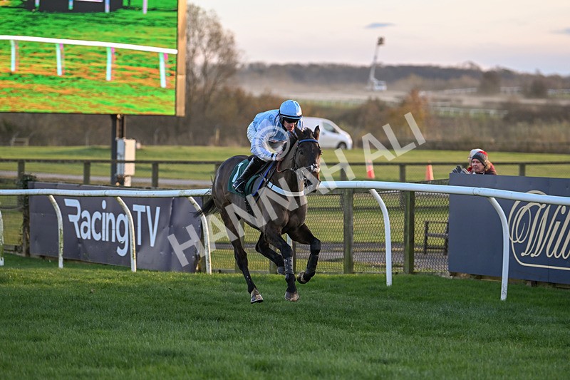 221124-Race 6-Presentandcounting-5493 - Race 6