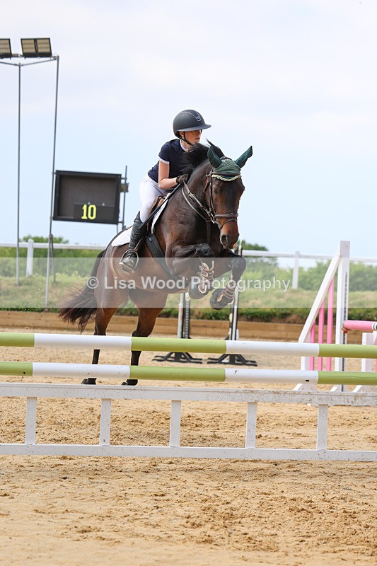 3E7A0512 - Class 10: Senior 95cm open