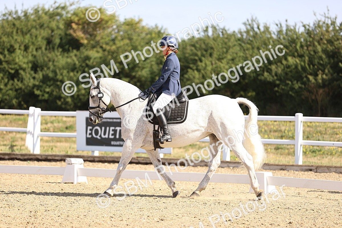 SBM_008691 - Novice 5 - 08.30-9.33