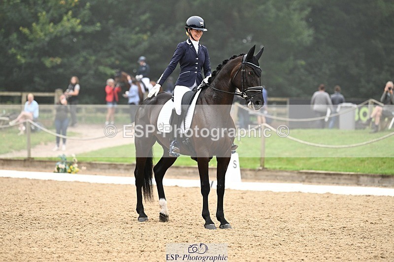 240811-110631-05408 - 226-Georgie.Nicholls-Woodcroft.Kika.Quina