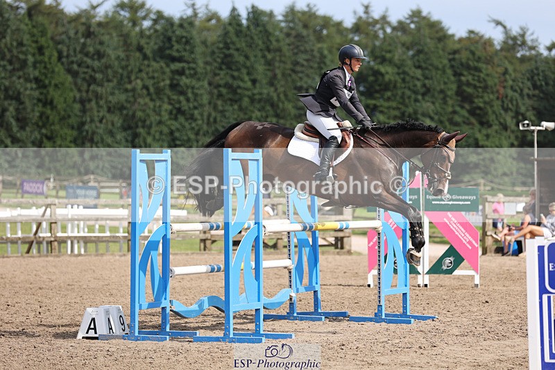 240804-161938-16801 - 714-Dani_Evans-ISABELLE_ROSE_BUD