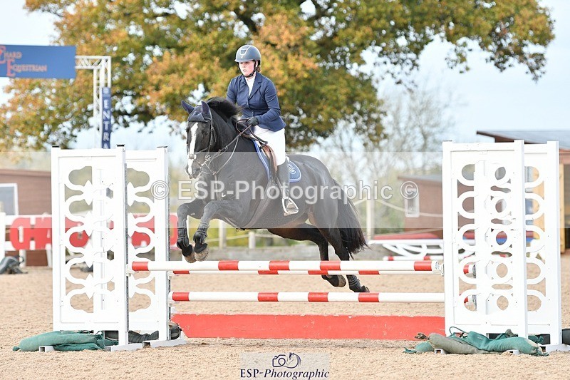 251026-120514-02747 - Cls 23+24 80cm Club and Schools