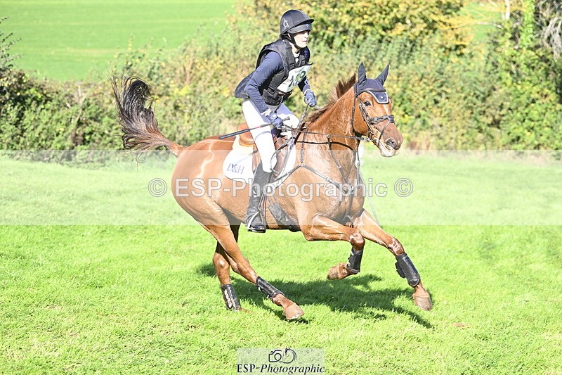 251024A-124735-11276 - B-139-Kirsty.Short