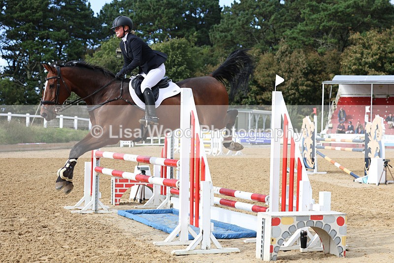 3E7A0527 - Class 13: Senior Newcomers/1.10m open