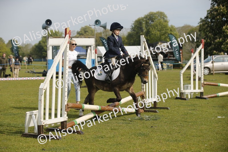 20260426-1083 - Class 1 - Mini Jumping - Lead rein or Assisted