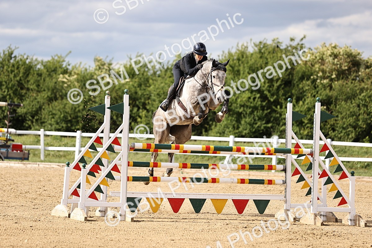 SBM_003715 - Class 13 - Senior Foxhunter - 1.20m