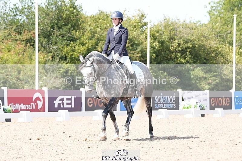 250817-144258-10717 - 187-Alice.EdmondsBallycullane.Rodger