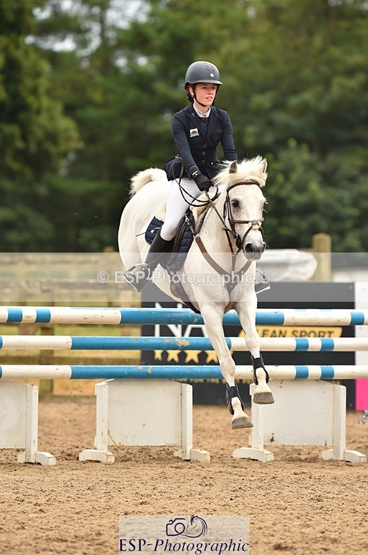 230618-140704-12849 - Cls 25 Pony Foxhunter & 1.10m Open