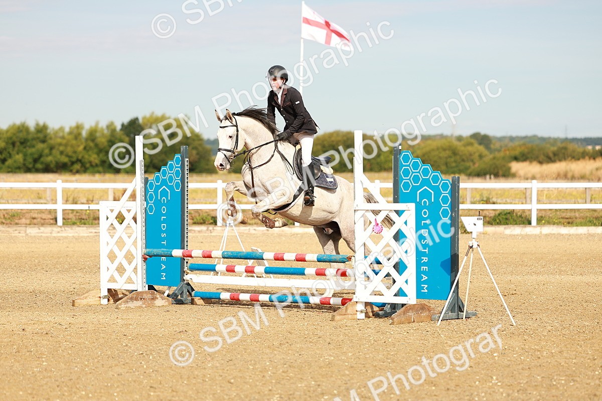 SBM_001905 - Class 8 - Clear Round