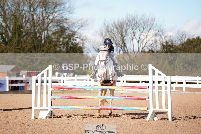 241027A-115434-02634 - SUN Cls 6 Pony Newcomers and 1m Open