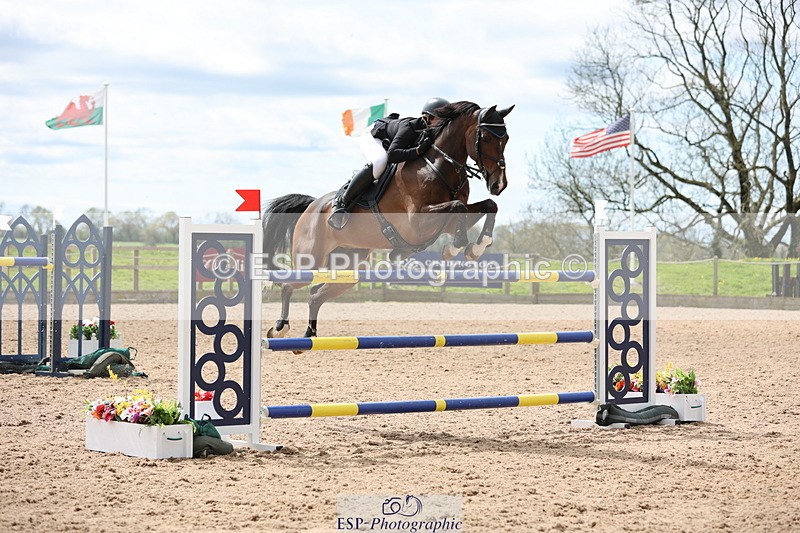 240419A-124430-07411 - Cls 6, 2 Star Medium Tour 1.35m