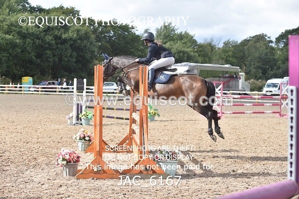 JAC_6167 - CLASS 7 SAT Blue Chip Pony Newcomers/ 1m Open