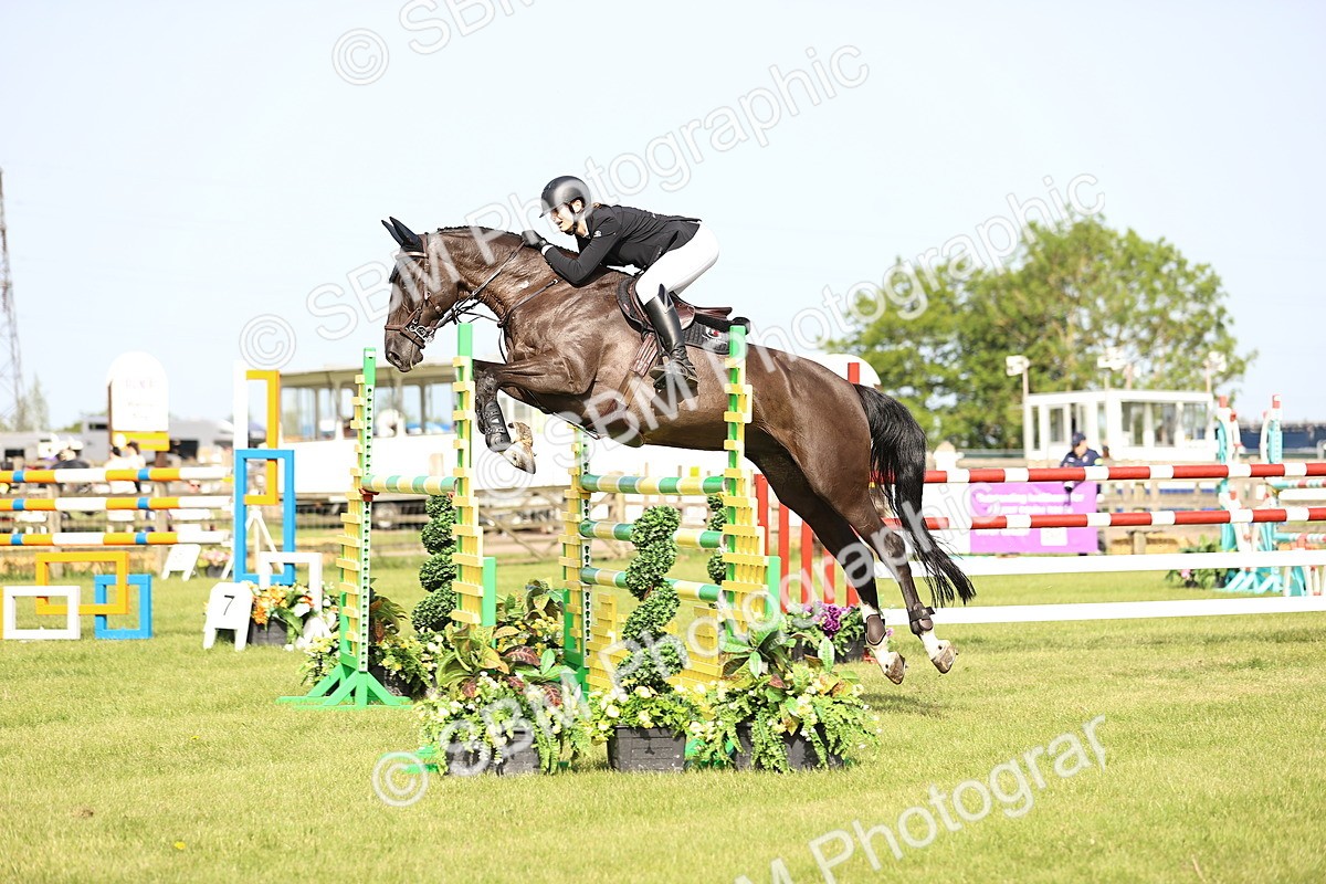 SBM_01378 - Class 200 - Martin Grant Homes Welcome Stakes 1.25m Open