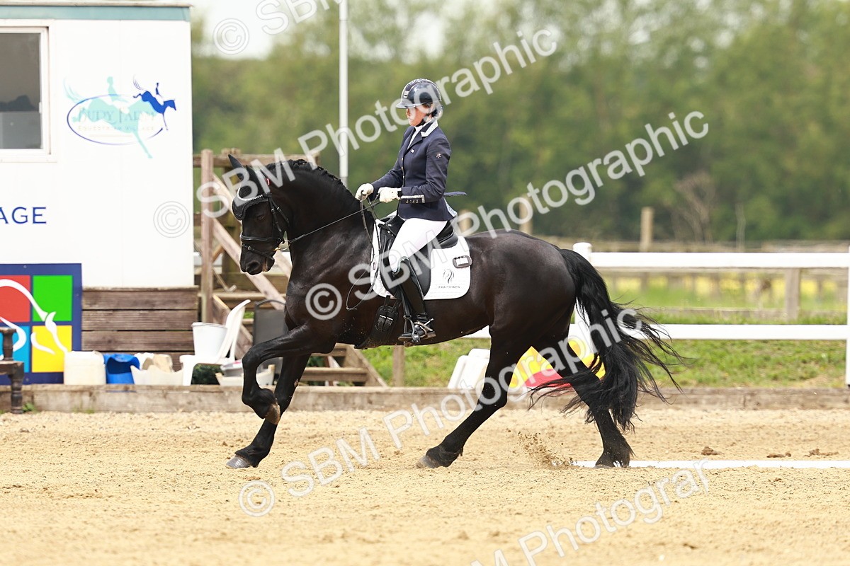 SBM_001000 - Class 6 - Novice 4