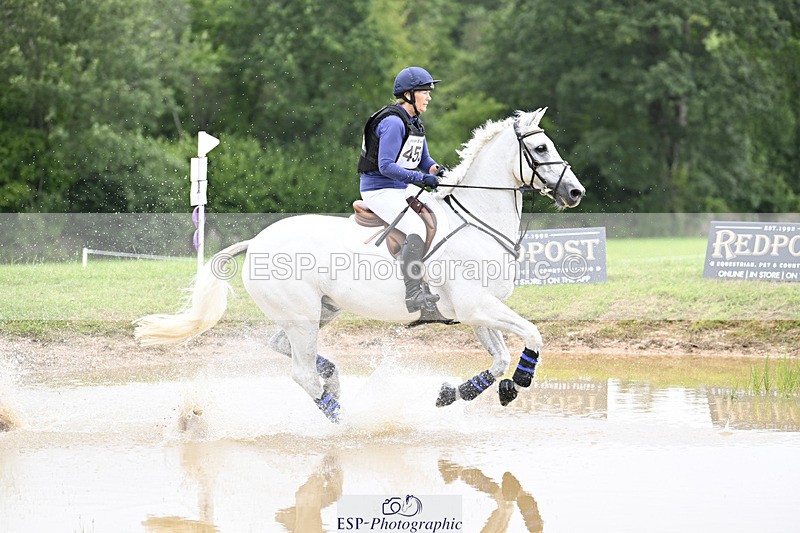 240804-131036-13953 - 455-Nicola_Horsley-Gubbins-RATHNAGREW_GREY_TEX