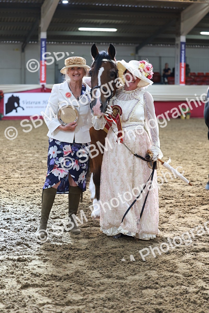 SBM_12132 - Class 103 - IH Costume