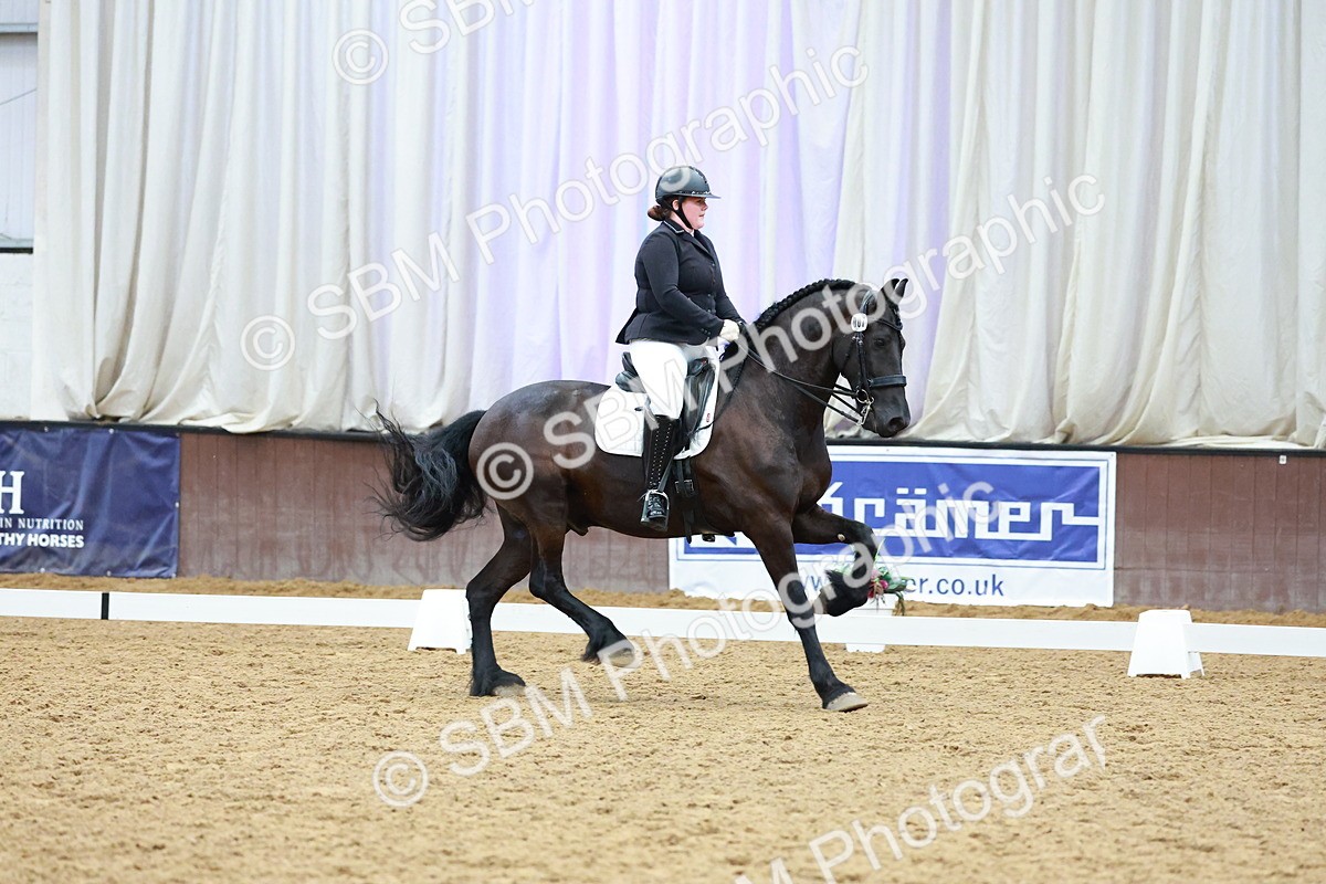 SBM_004045 - Class 12 - E2 Championship - 14.50-15.53