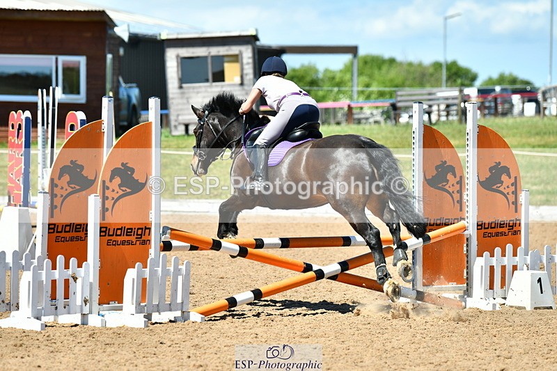 230624A-141500-01883 - Cls 42+43 Club and Schools 70cm