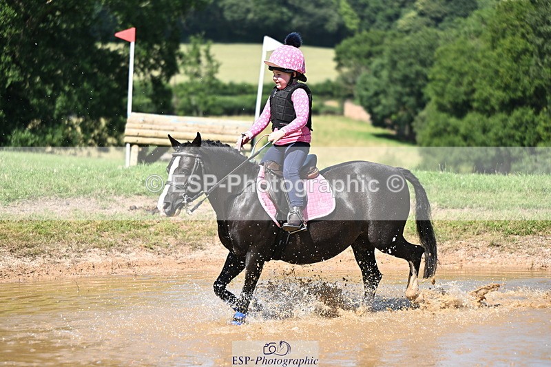 240729B-150241-03052 - Abbie's Group XC