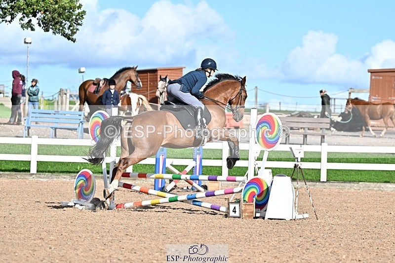 260908-170724-00100 - Club and Schools 70cm