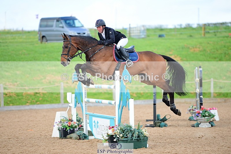 230505A-160506-05215 - Cls 23 National 1.40m Open