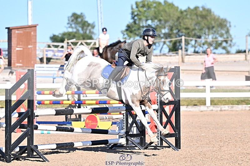 250708A-181131-00423 - 90cm Classes