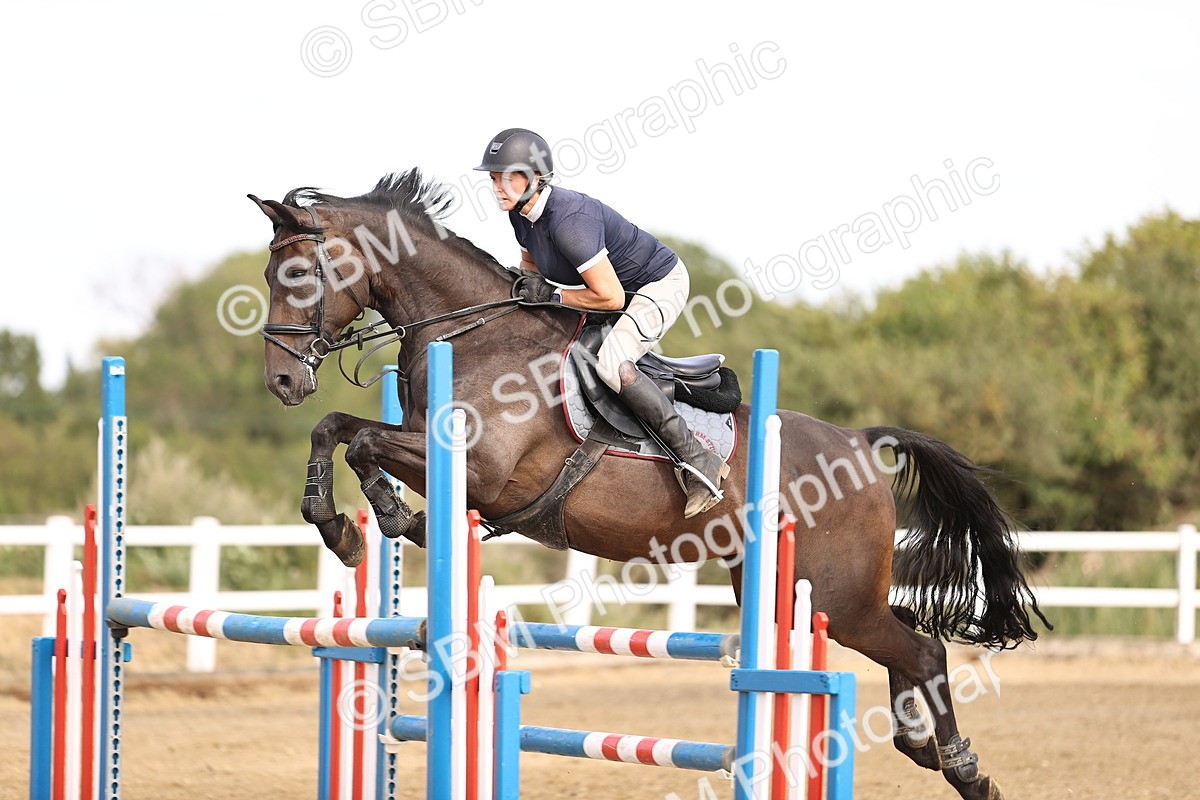 SBM_001479 - Class 6 - Senior Newcomers 1.10m