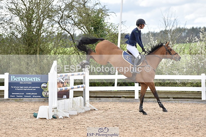 240403A-154248-01036 - Cls 5 Foxhunter and 1.20m Open
