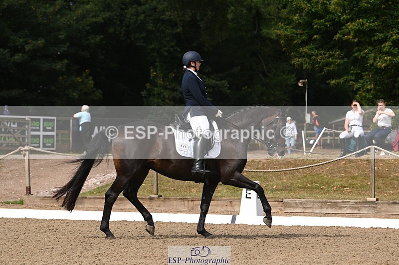 250719A-101119-03278 - 049-Veronica.Roberts-For.J'Adore