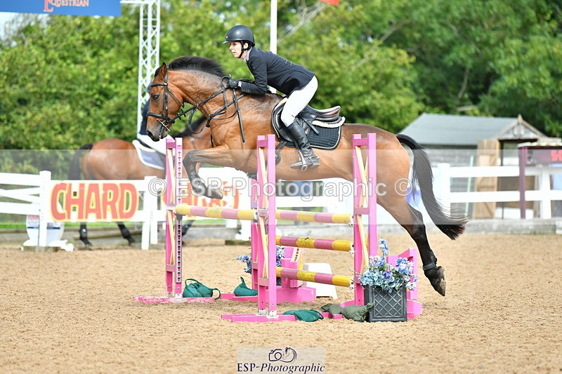 230813A-110412-11630 - Cls 40 A&B Senior Discovery & 1m Open