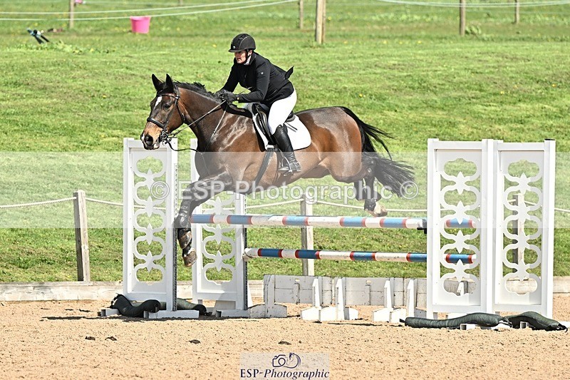 250416-134602-01243 - Cls 4 Newcomers and 1.10m