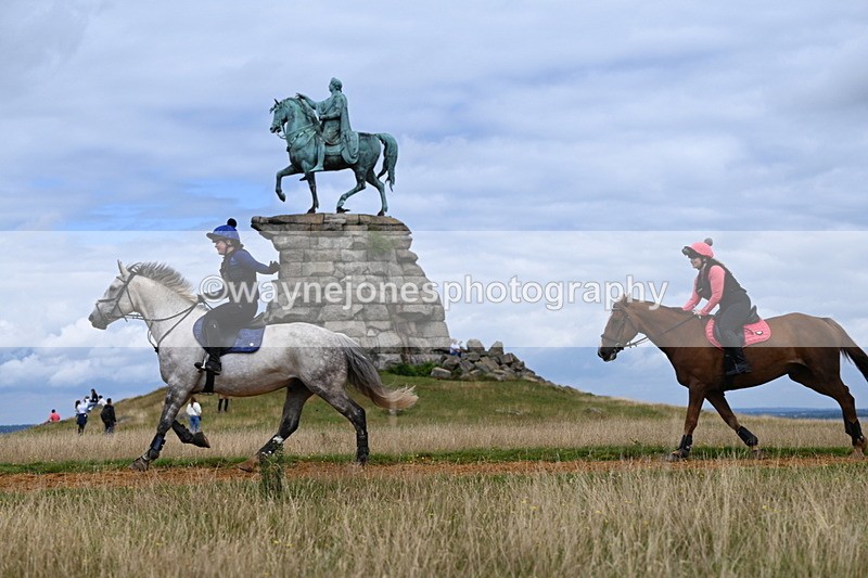 DSC_6782 - Time at Statue 12:45 to 13:15