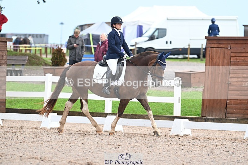 250907-105923-07075 - 017-Natalie.RosewarnePenpont.Fancy.That