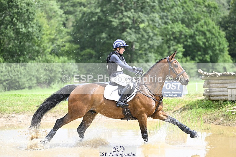 240804-135133-15311 - 472-Lucy_Woolams-ZATESSA'S_CLASSIC