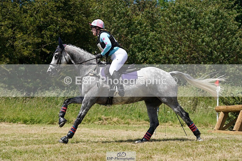 240629X-124156-2222 - 085-Harriet_Hunter-BANNAGH_LUX