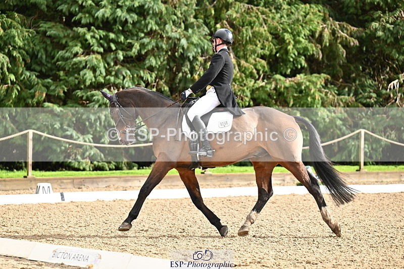 251023A-143211-05245 - C-248-Jonny.Lee