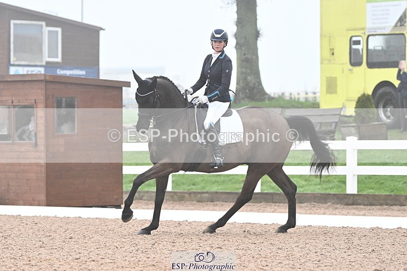 240217A-095343-00654 - 218-Jessica.Davies-Nemo.II