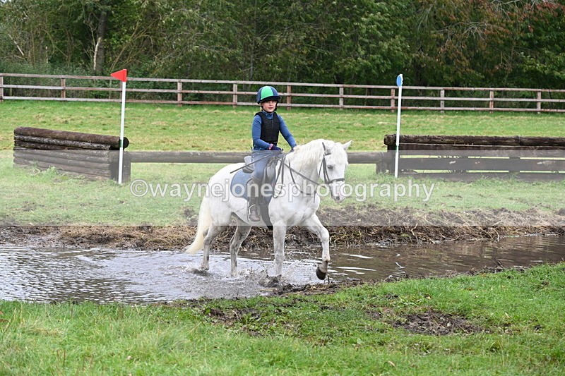 WJ6_6975 - Time at Photographer 13:06 to 13:23