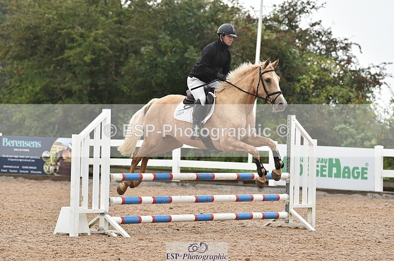 220829A-171658-00396 - 80cm Classes 5a 5b & 6