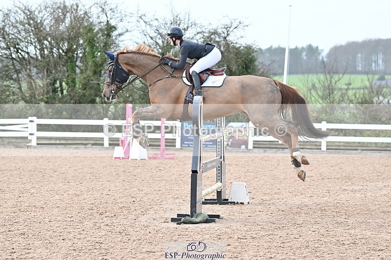 231208A-133506-00943 - Cls 6 Foxhunter & 1.20m Open