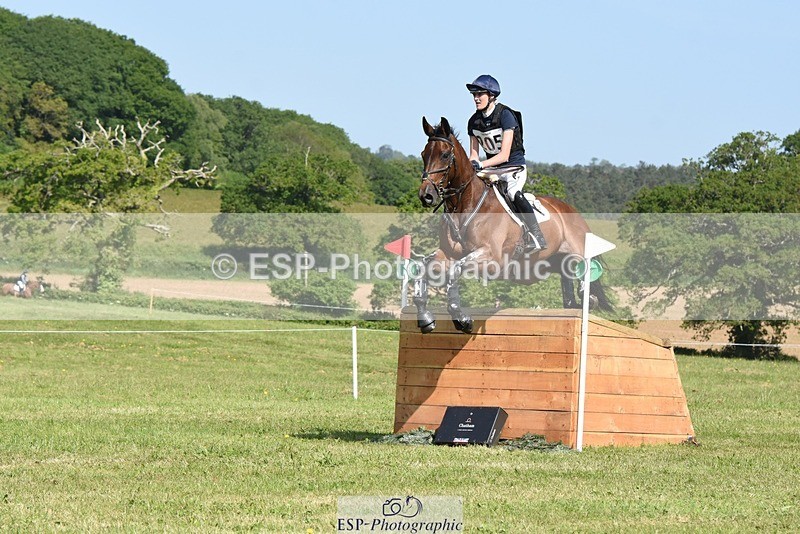 230527-095132-08121 - 205-ARTICUS-Maja_Hullah-XC