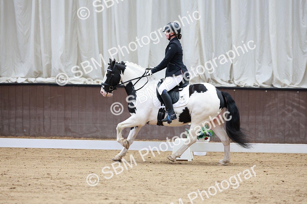 SBM_007246 - Class 6b - Novice 6 - 8.56-9.24