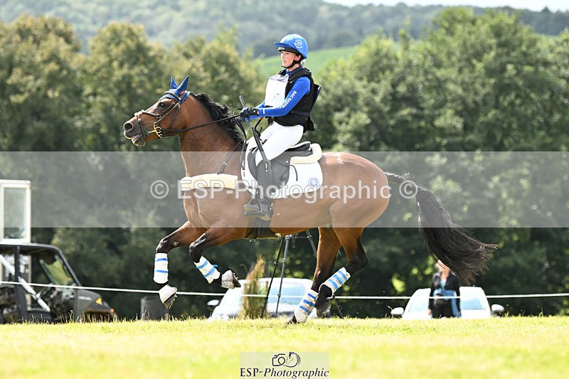 240825X-140747-34923 - 80cm XC 14.30 to 15.30