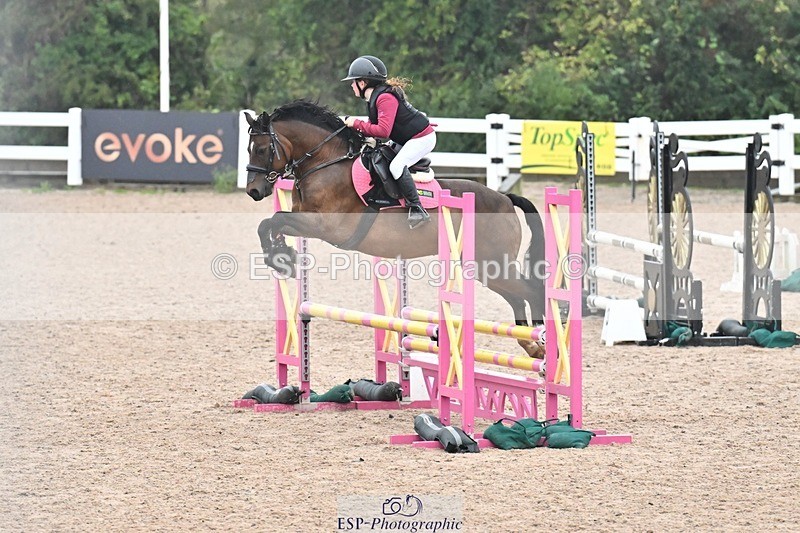 250920-142808-01704 - Cls 32 Stepping Stones