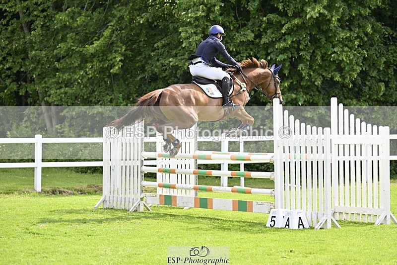 250613A-101058-00323 - Cls 1 Snr Newcomers and 1.10m Open