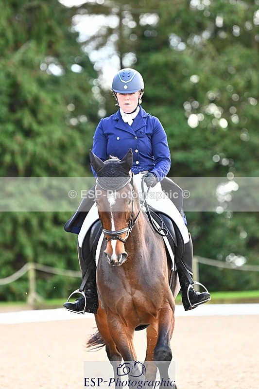 231021-144928-18804 - 255-CLOUDBERRY.BLUE-Isabelle.Downes-DR