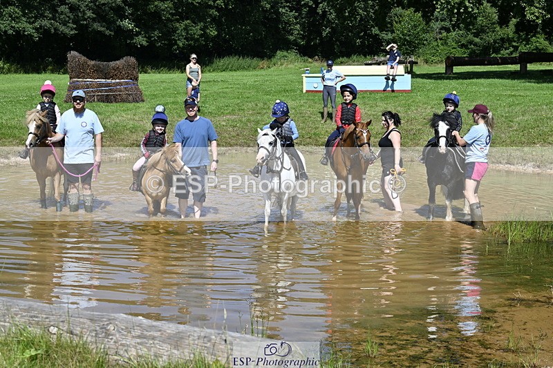 240728B-111133-01153 - Gemma's Group XC